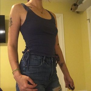 💜2/$10💜 Garage Tanktop w Synched Sides